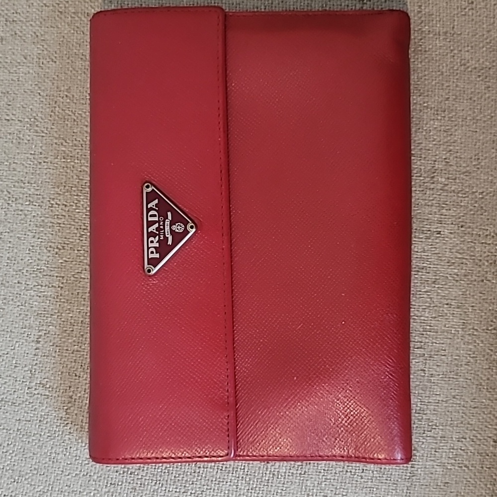 ♥️ Prada ♥️ Saffiano Compact Bifold Wallet